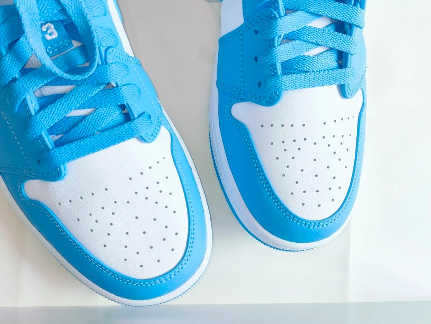 custom review-Air Jordan 1 Low 'UNC' Women's