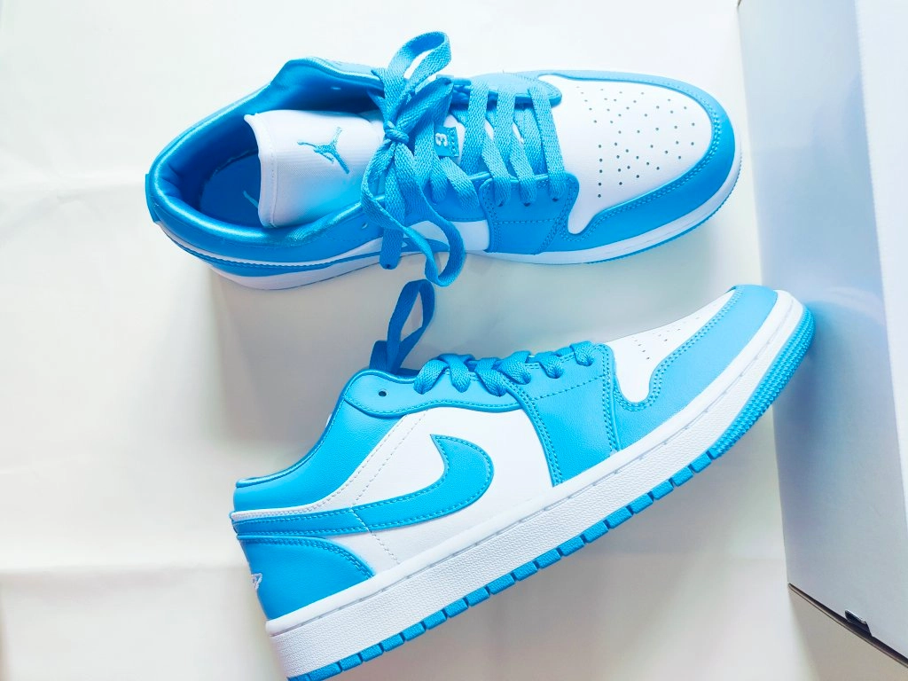 custom review-Air Jordan 1 Low 'UNC' Women's