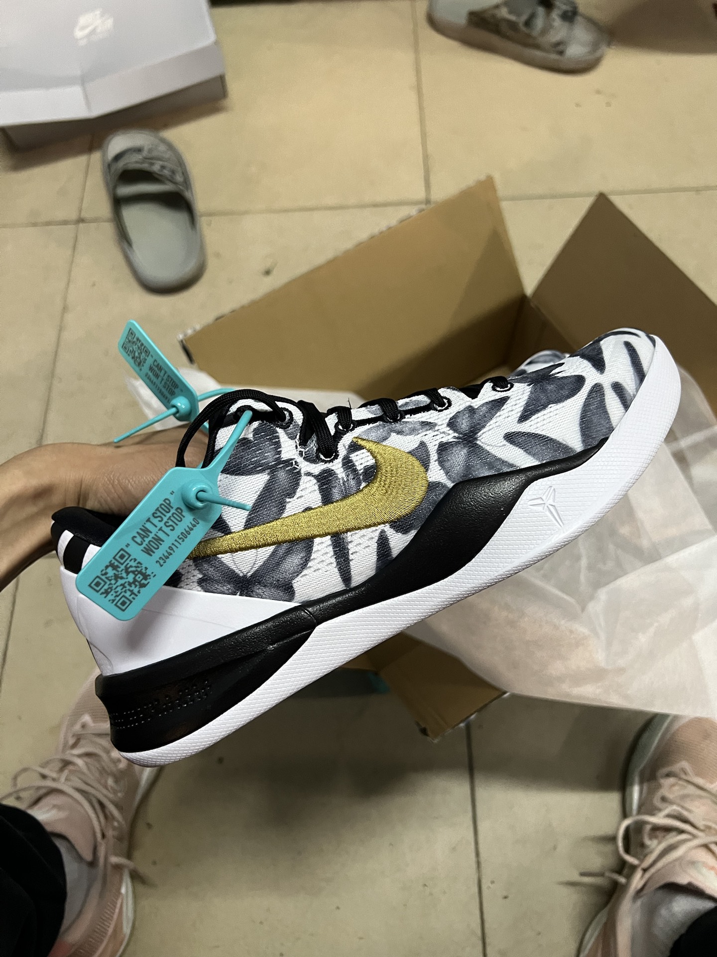 custom review-Nike Kobe 8 Low Топ Баскетбольные Кроссовки Унисекс Белый Золото Черный