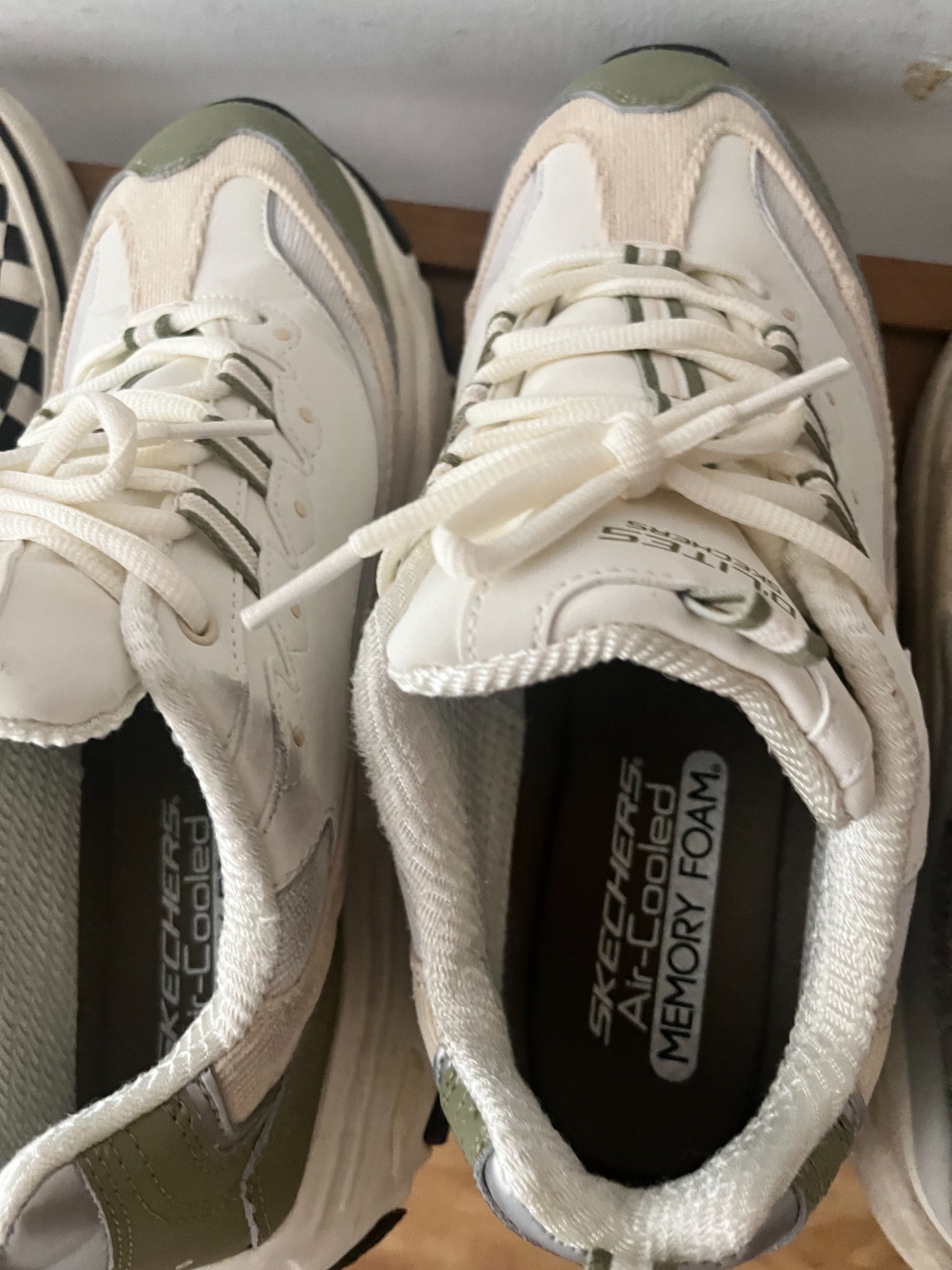 custom review-Skechers D'LITES 1,0 Амортизация Рекомендуемый рост Увеличение Низкий Топ Толстая подошва Кроссовки Мужские Белый Зеленый