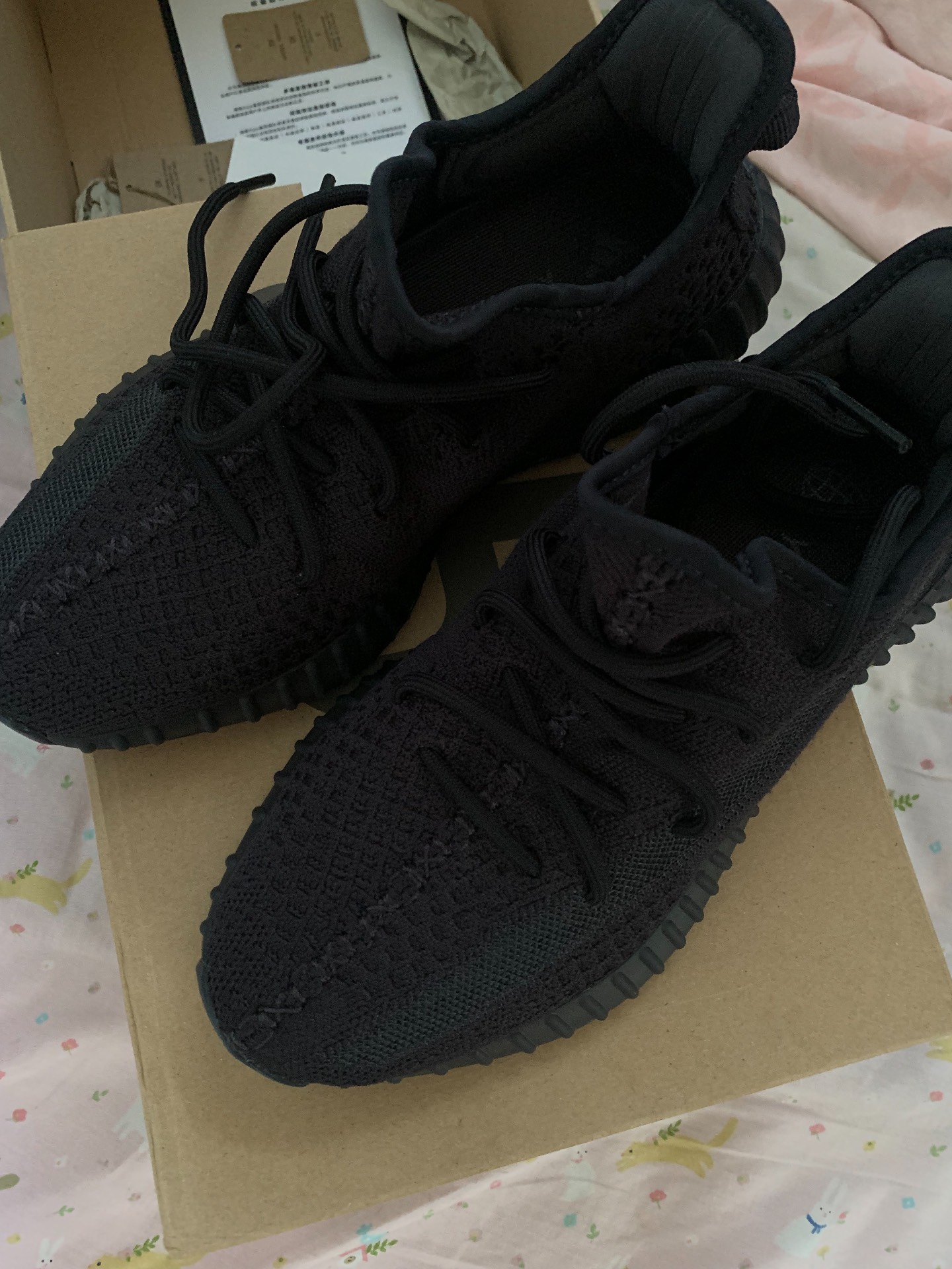 custom review-Adidas Yeezy Boost 350 V2 'Onyx'