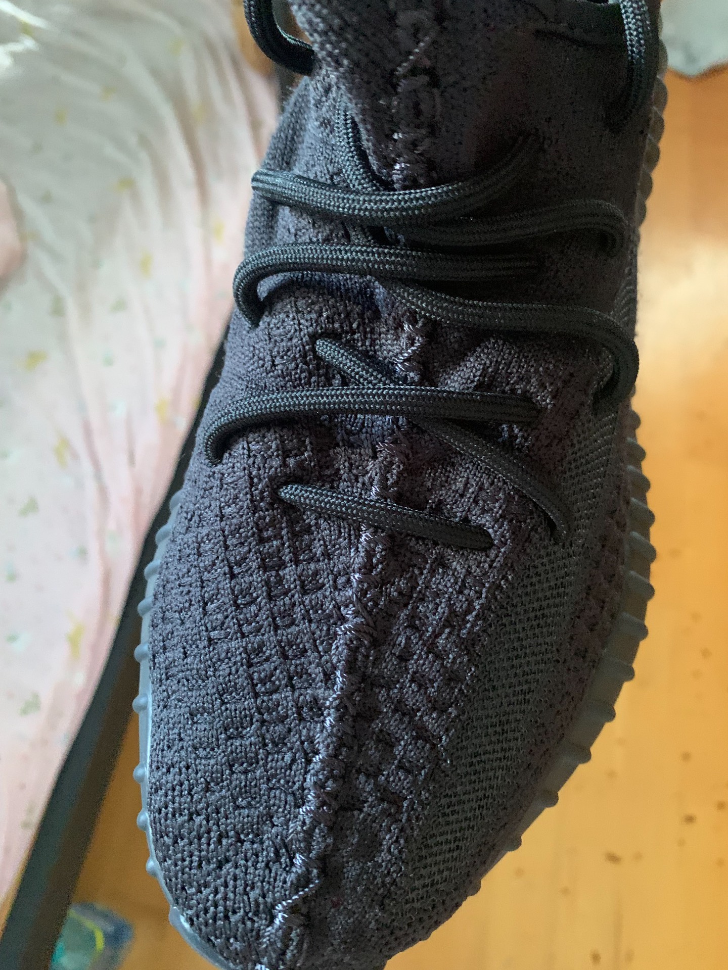 custom review-Adidas Yeezy Boost 350 V2 'Onyx'