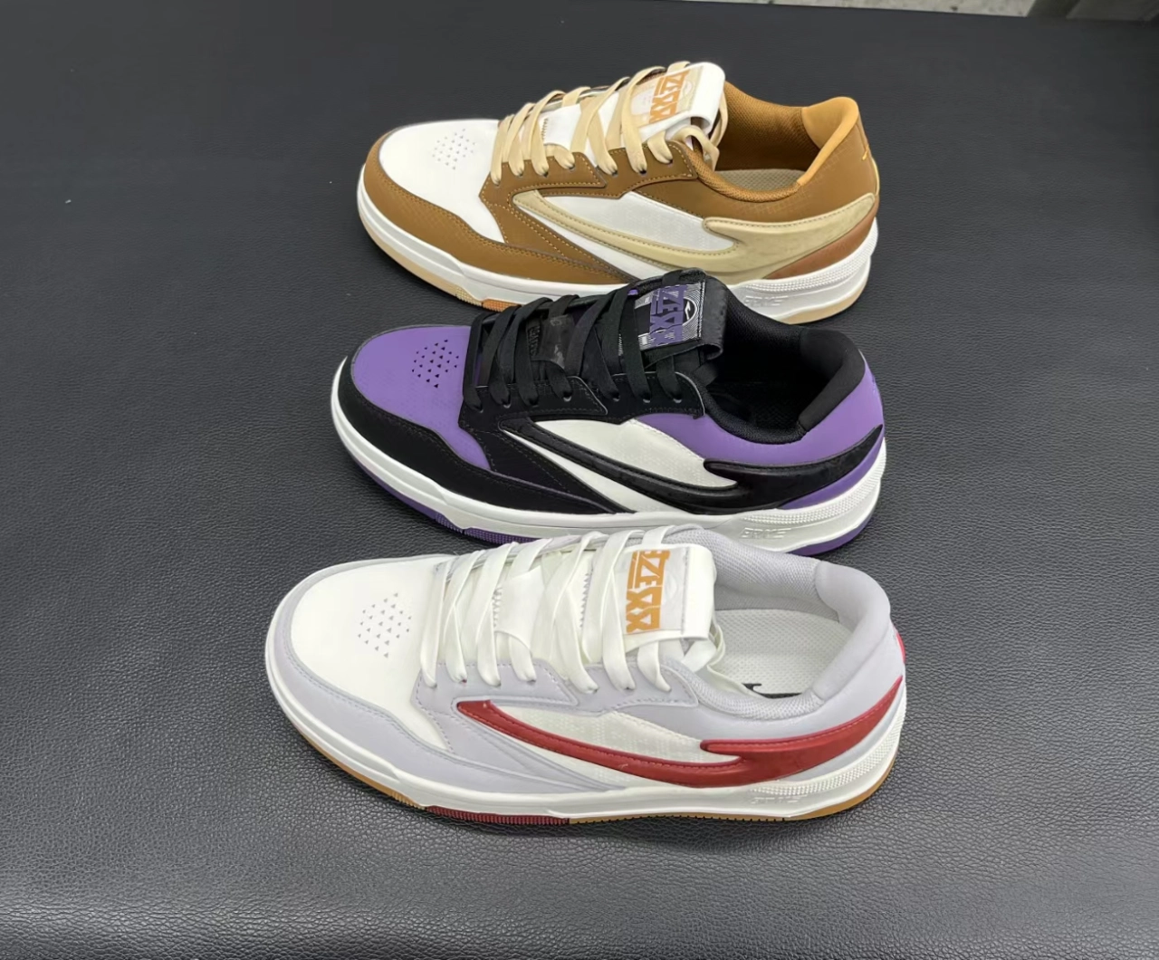 鸿星尔克 百搭经典 耐磨轻便透气 低帮 板鞋