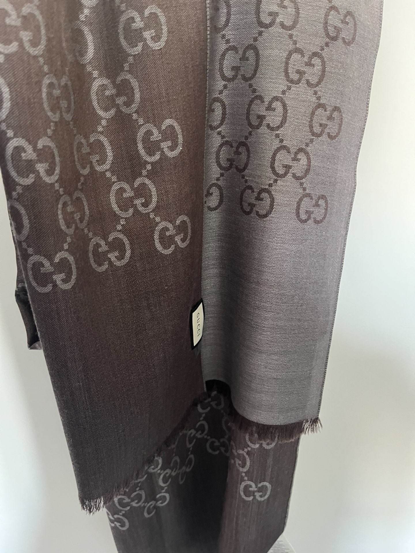 custom review-GUCCI Вязаные шарфы Женские Темно-серый