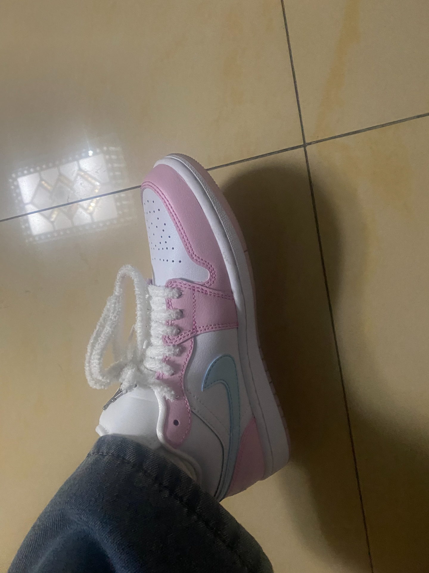 custom review-Jordan 1 Low Se Paw Print Pink Foam Women's