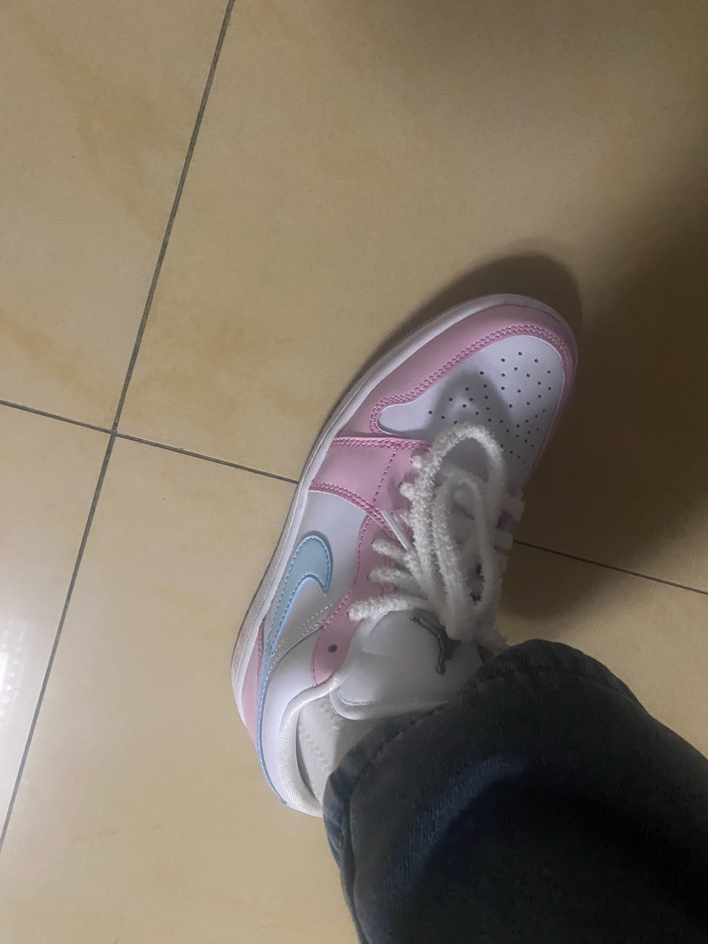 custom review-Jordan 1 Low Se Paw Print Pink Foam Women's