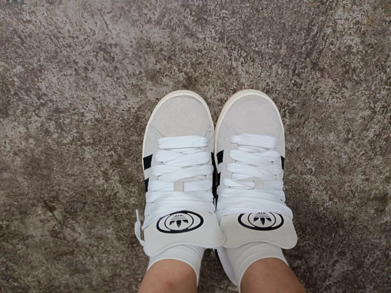 custom review-Adidas Originals Campus 00s Crystal White Core Black Women's