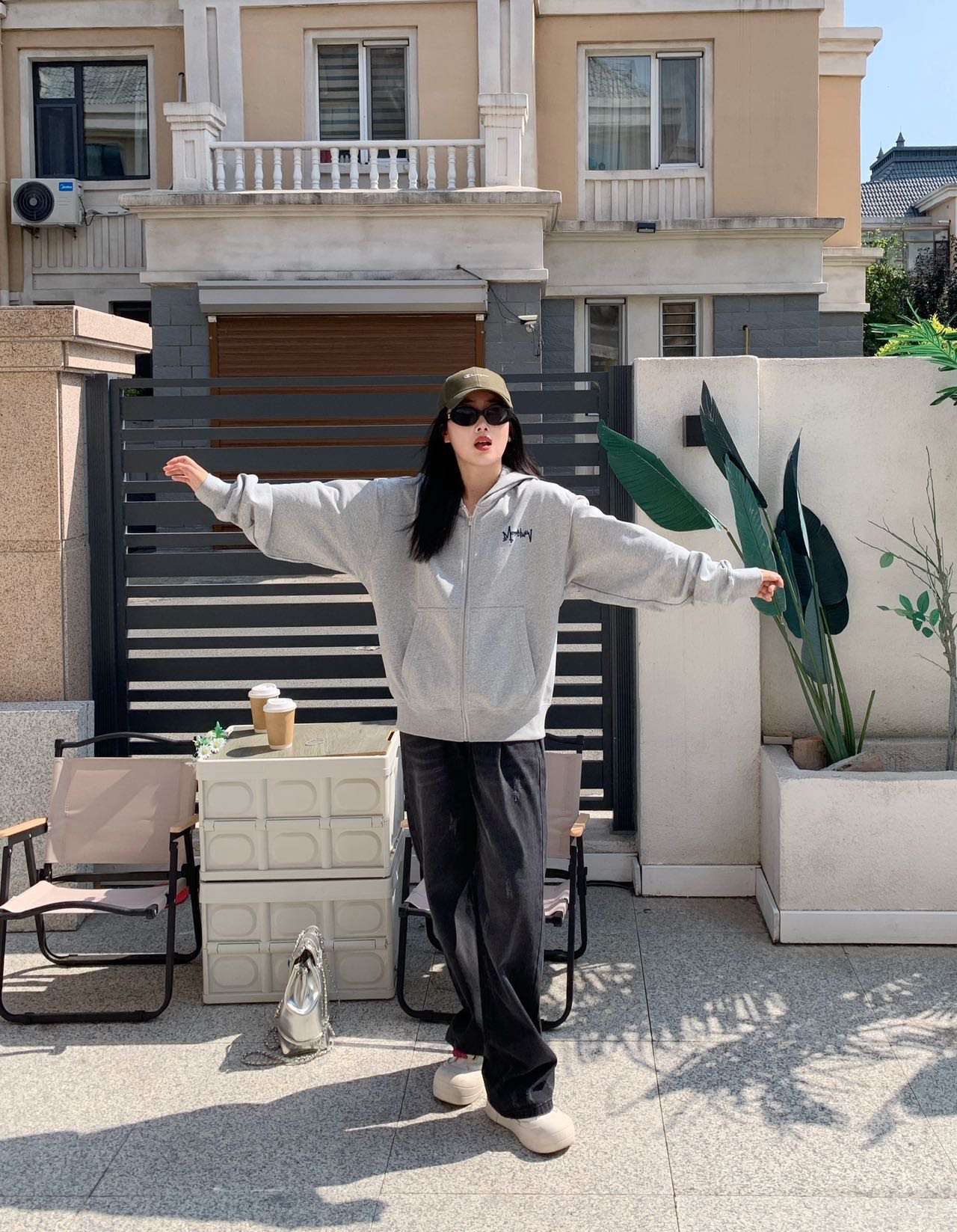 就要穿酷酷的卫衣