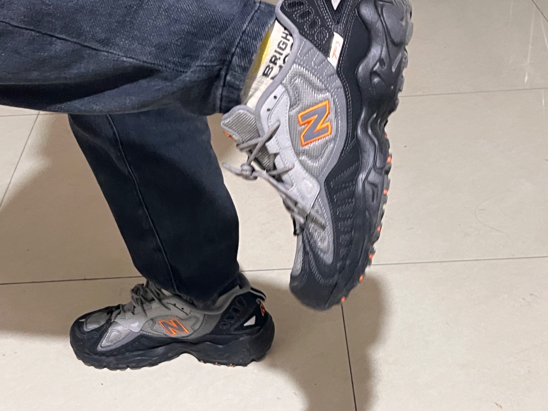 custom review-New Balance NB 703 Low Топ Уличная Обувь Мужская Черная Серый Оранжевая