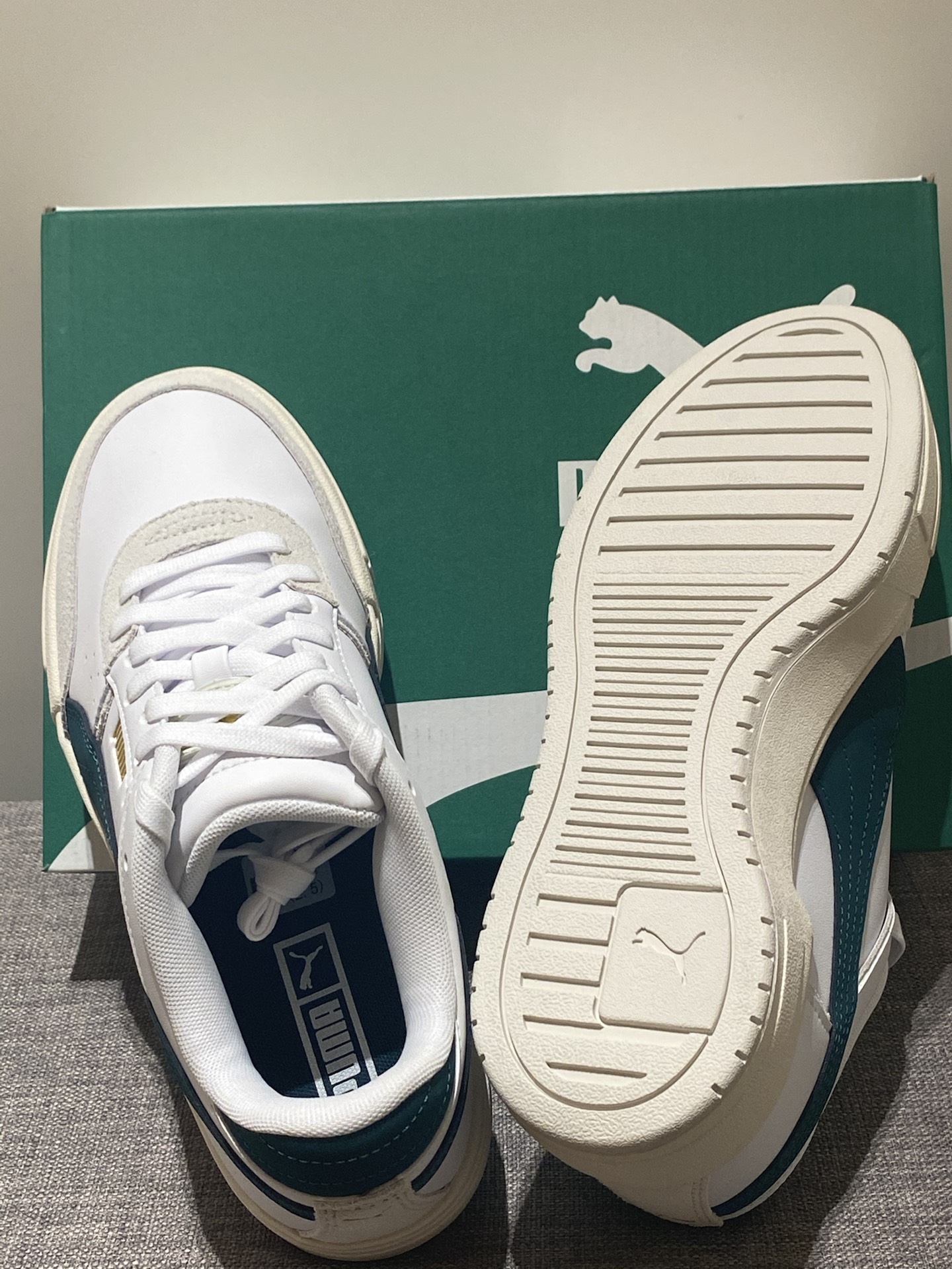puma彪马白色板鞋!