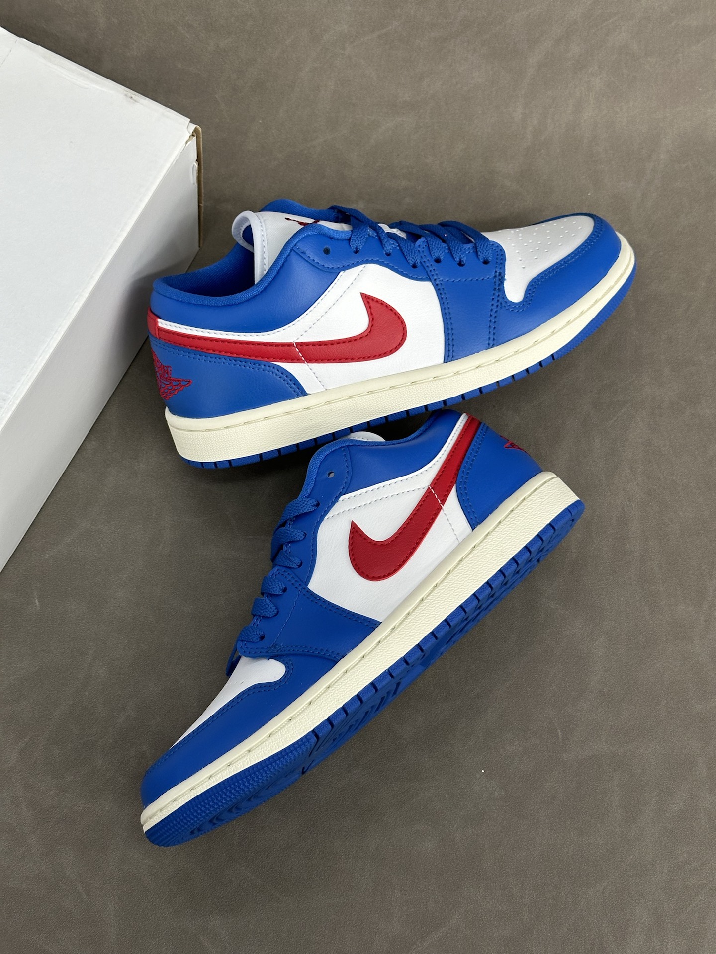 "哆啦a梦"明星王霜同款梦幻蓝aj1 low来喽7515