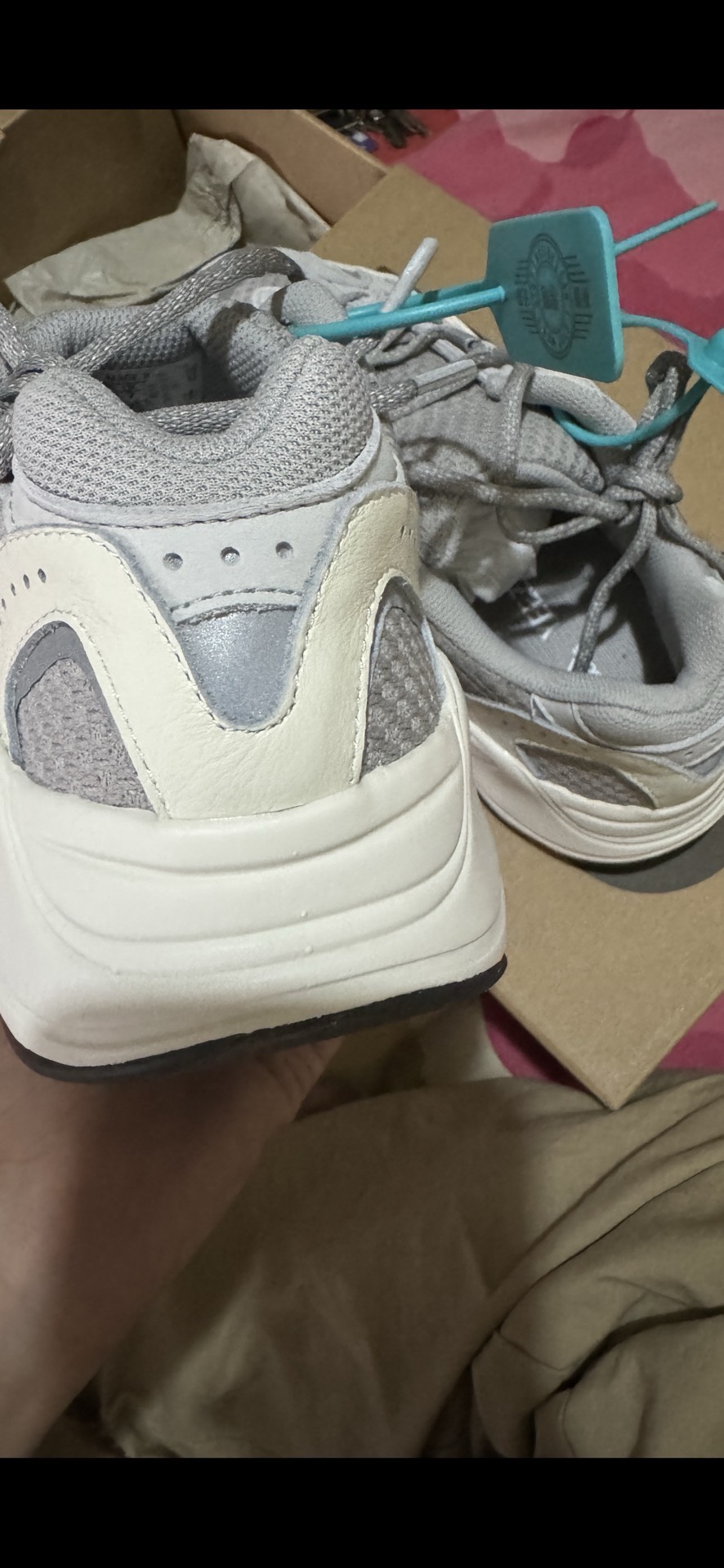 custom review-Adidas Originals Yeezy Boost 700 V2 Серый Белый 'Static' Низкий Топ Толстая Подошва Кроссовки Унисекс 2022 Edition