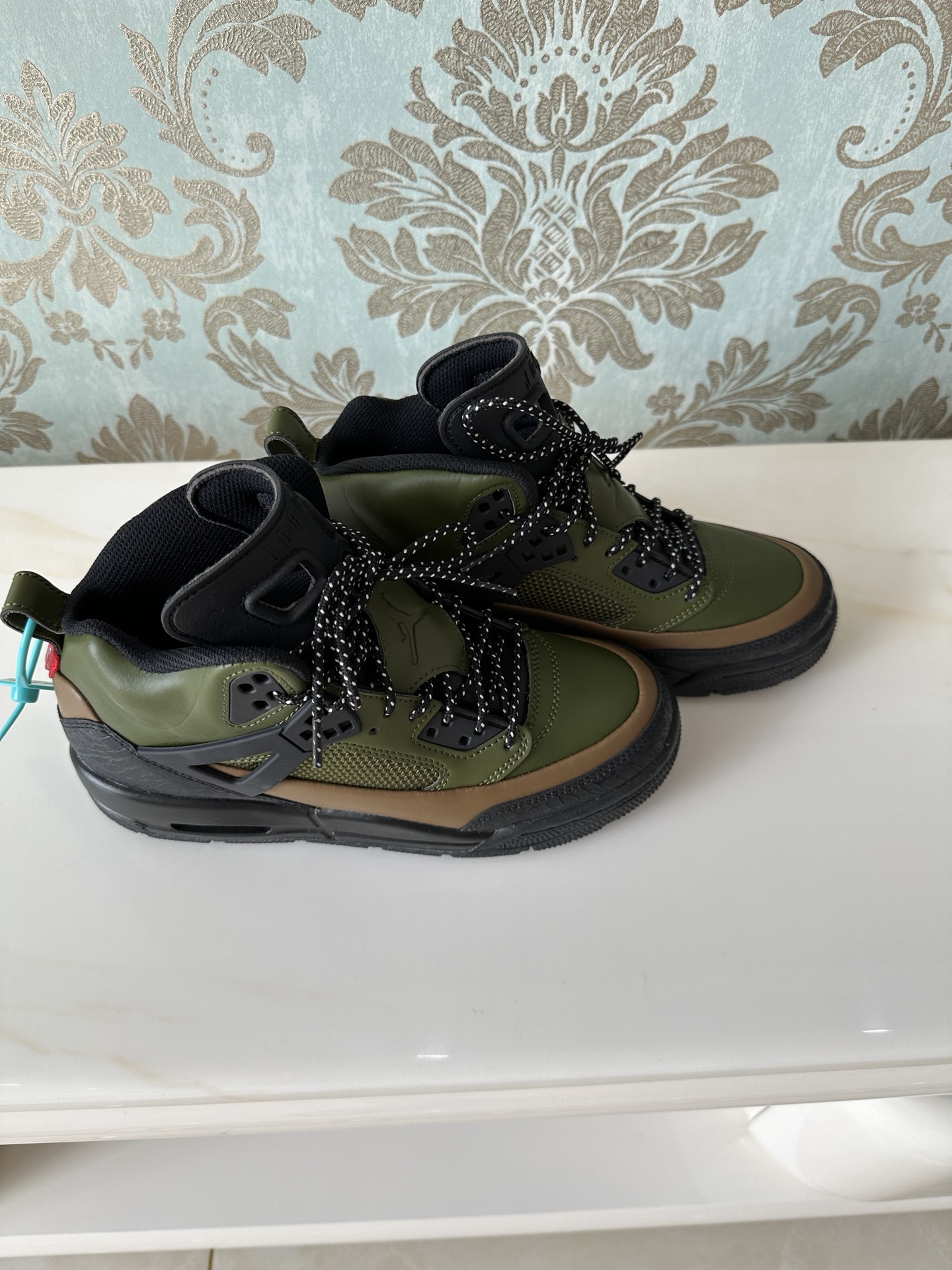 custom review-Джордан Spizike WINTERIZED Slip-Resistant High Top Детские Баскетбольные Кроссовки Оливково-Зеленый