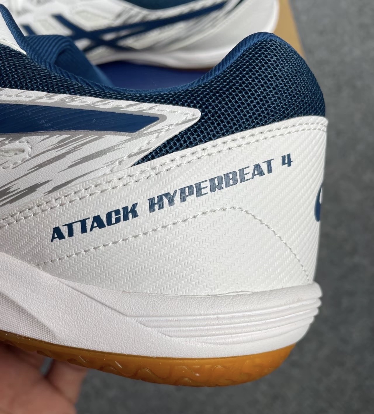 custom review-Asics Attack Hyperbeat 4 Low Топ Кроссовки для тренировок Унисекс Белый Синий