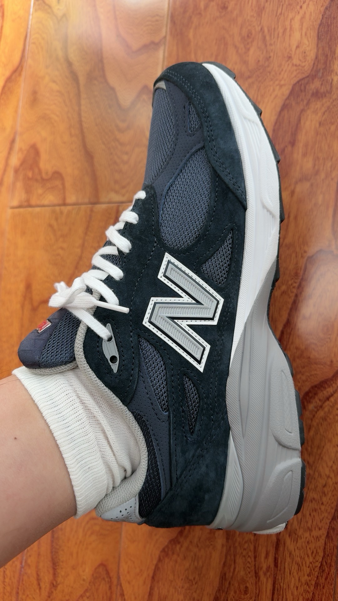 custom review-New Balance NB 990 V4 Устойчивый к истиранию Низкий Топ Повседневная Городская Коммутация Беговые кроссовки Мужские Морской Синий