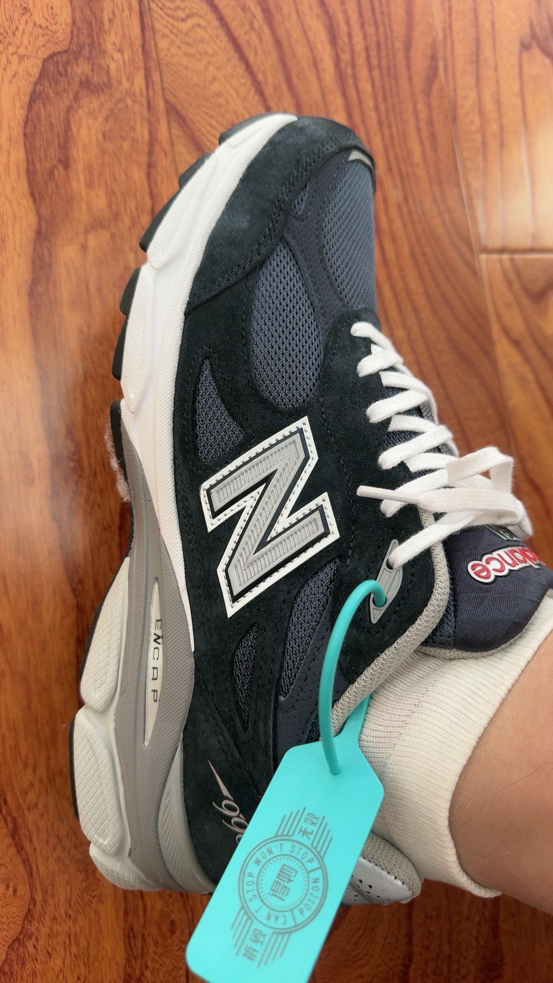 custom review-New Balance NB 990 V4 Устойчивый к истиранию Низкий Топ Повседневная Городская Коммутация Беговые кроссовки Мужские Морской Синий