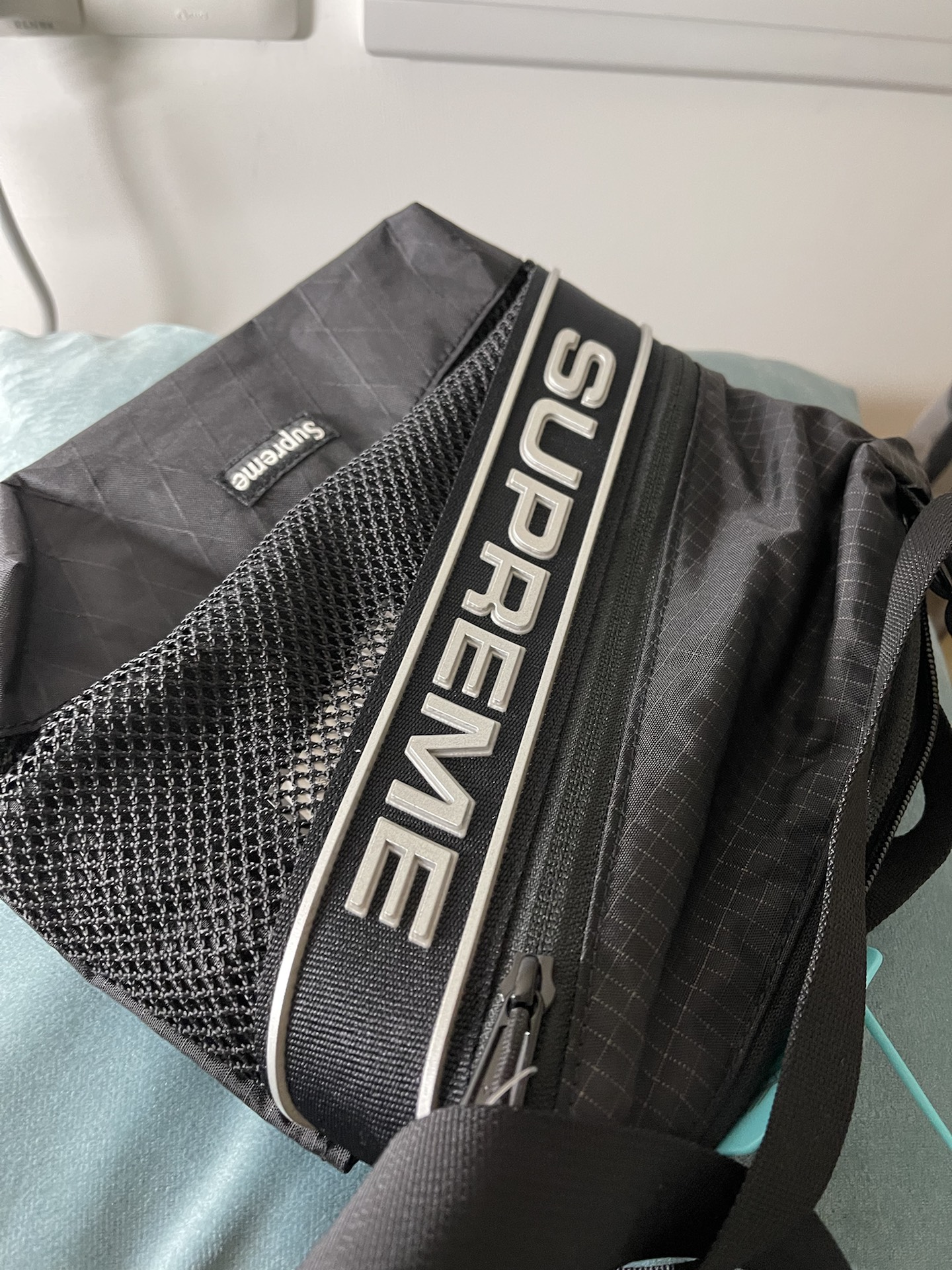 custom review-Supreme Водонепроницаемые Нейлоновые Сумки через плечо Сумка на плечо Стандартная (Стандартная) Унисекс Черная