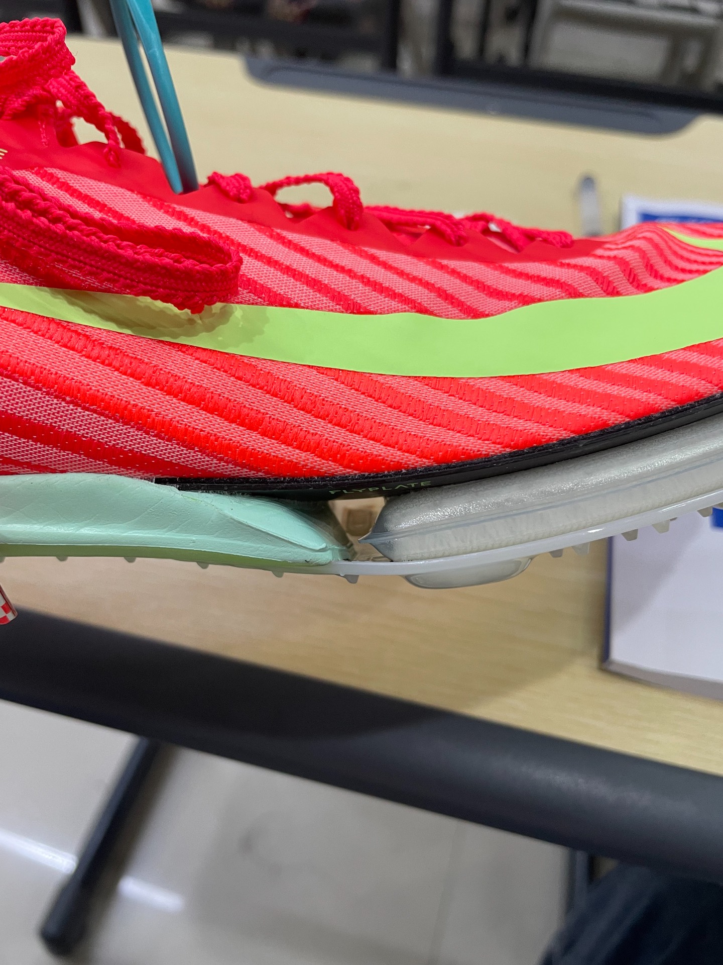 custom review-Nike Maxfly 2 Амортизация Дышащий И Прочный Дизайн Низкий Топ Гонки Спринт Беговые кроссовки Унисекс Красный