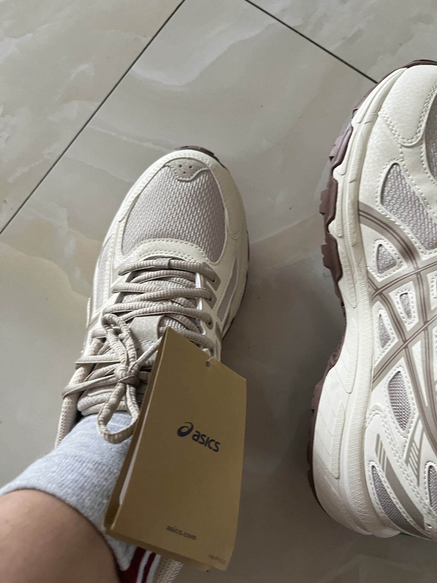 custom review-ASICS Gel Venture 6 Устойчивые к истиранию Низкие Кроссовки для Бега Женские Бежево-Серые