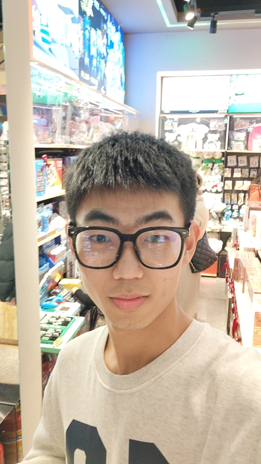 原来是没戴对类型#男生眼镜分享 #早八人素颜眼镜分享 #少年感的自拍