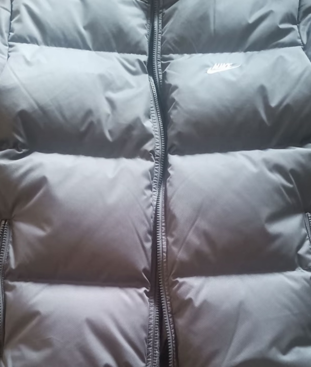 custom review-nike ClubTherma Thermal Down Jacket Men Iron Gray White nike ClubTherma Терапия Пуховик Мужской Железо Серый Белый