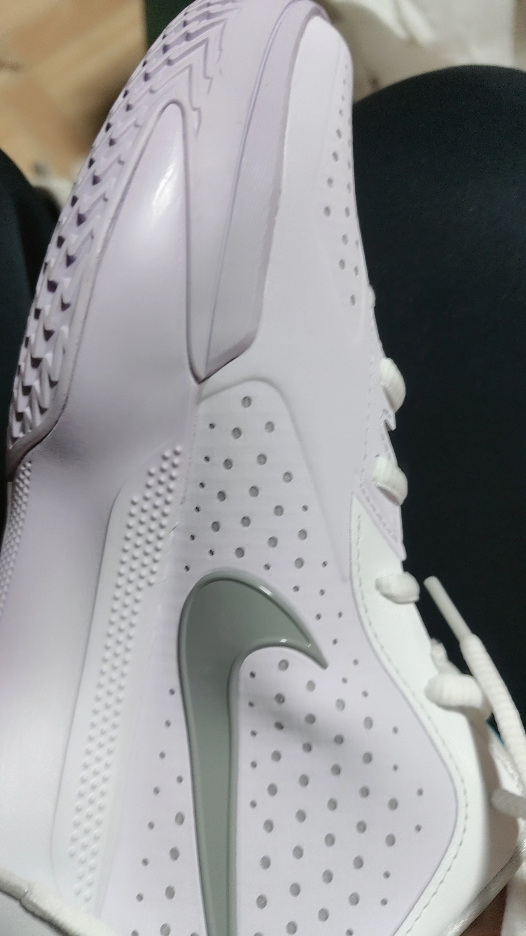 custom review-Nike Air Zoom GT Cut Cross EP 'Barely Grape'