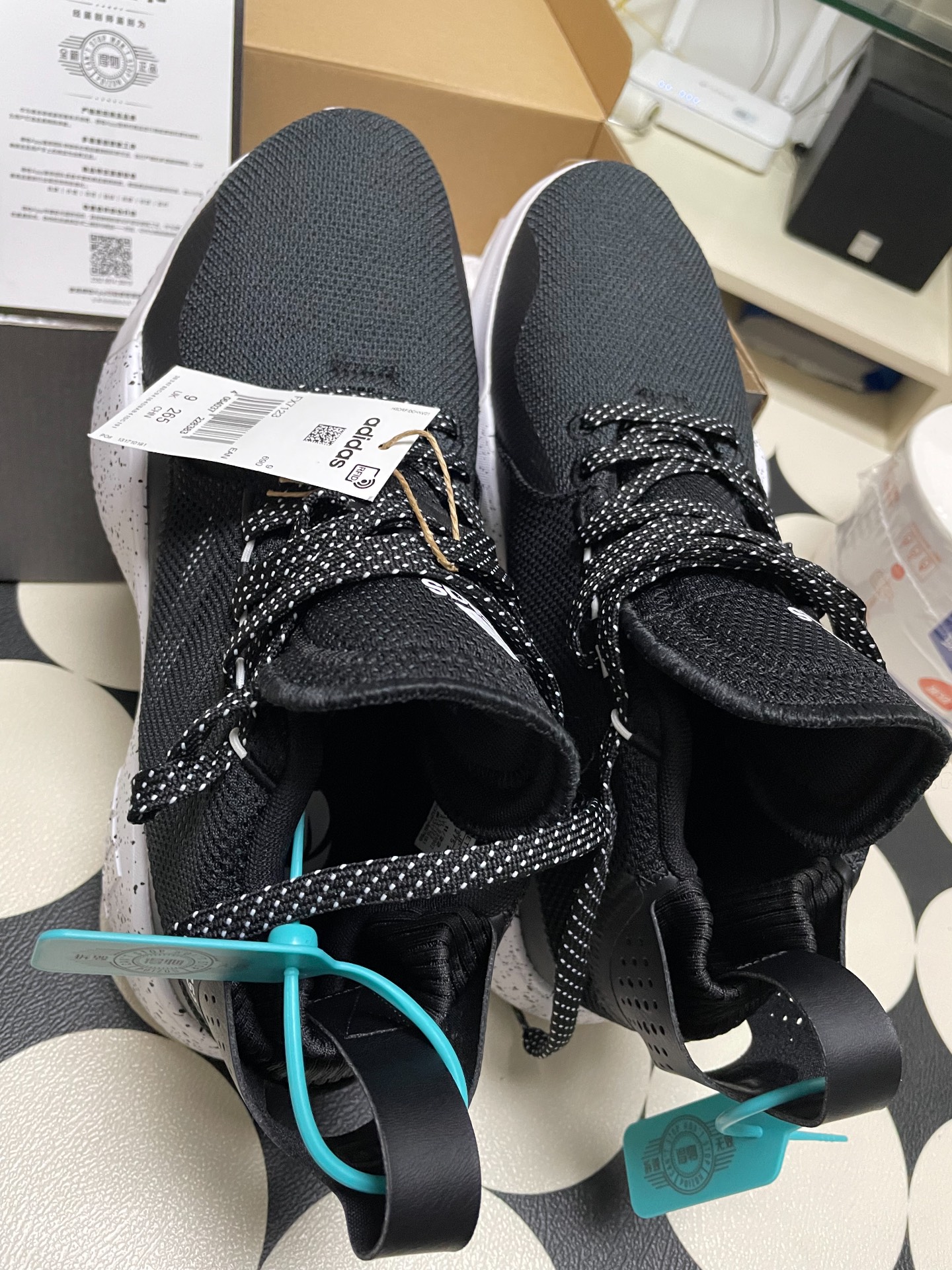 custom review-Adidas D Rose 773 Slip-Resistant Wa Дышащий MID Баскетбольные кроссовки Мужской Черный