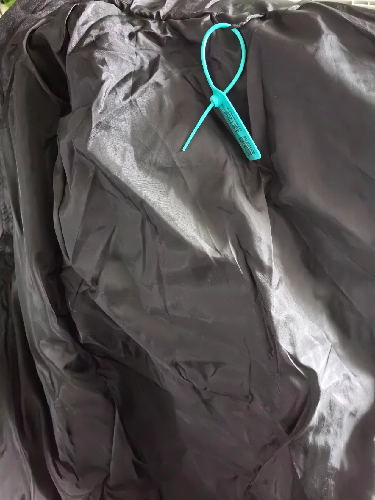 custom review-REEBOK Хлопковый пуховик Мужской Черный