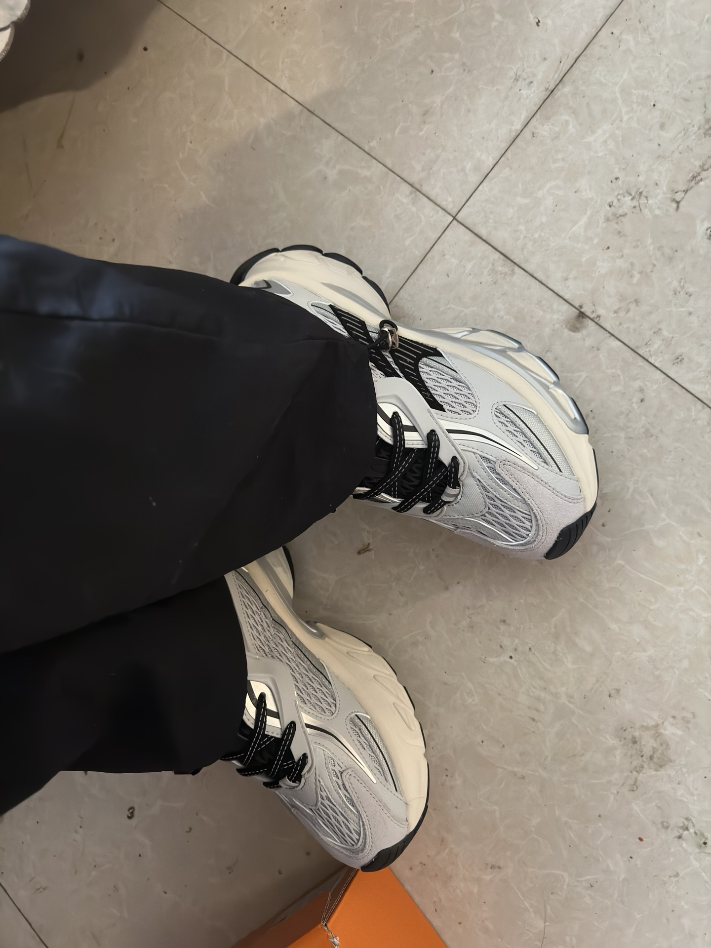 custom review-ANTA Амортизаторы Shock противоскользящие устойчивые к истиранию низкий топ кроссовки с толстой подошвой мужские серо-серебристые