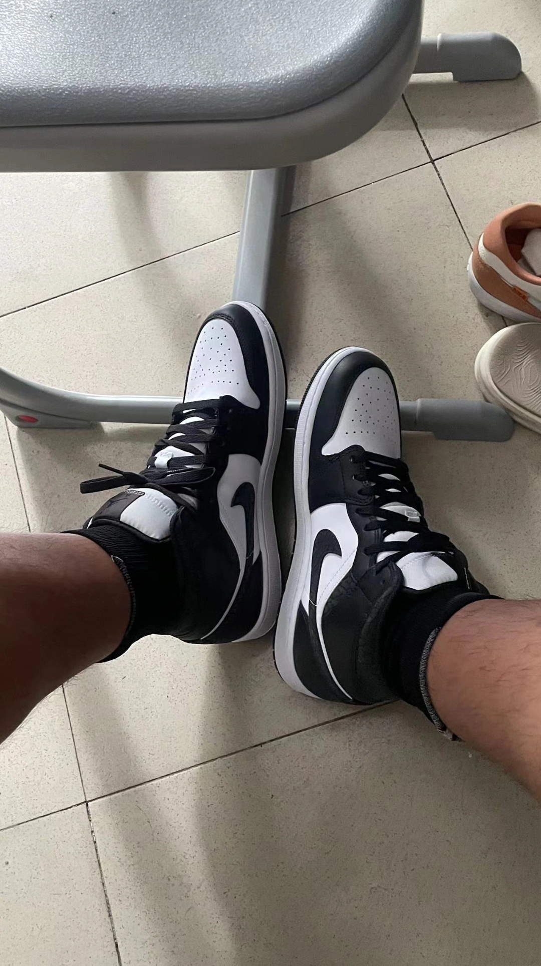 custom review-Jordan Air Jordan 1 MID SE 'Панда Слон' MID Топ Винтажные баскетбольные кроссовки Мужской Черный белый