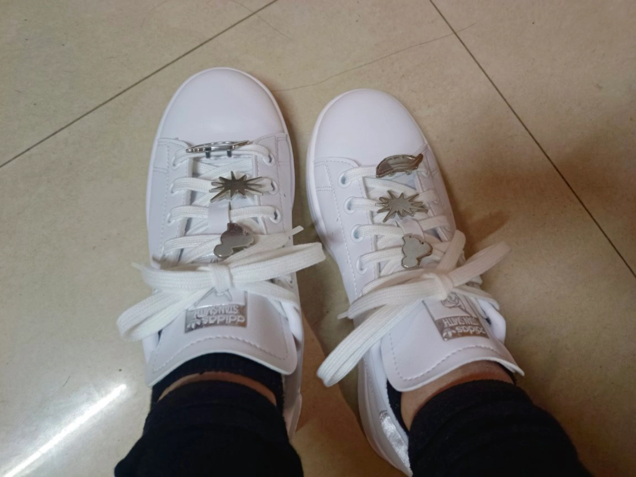 custom review-Disney x Adidas Originals Stan Smith Покрытие Устойчивые к истиранию Низкие Кроссовки для скейтбординга Женские Белые