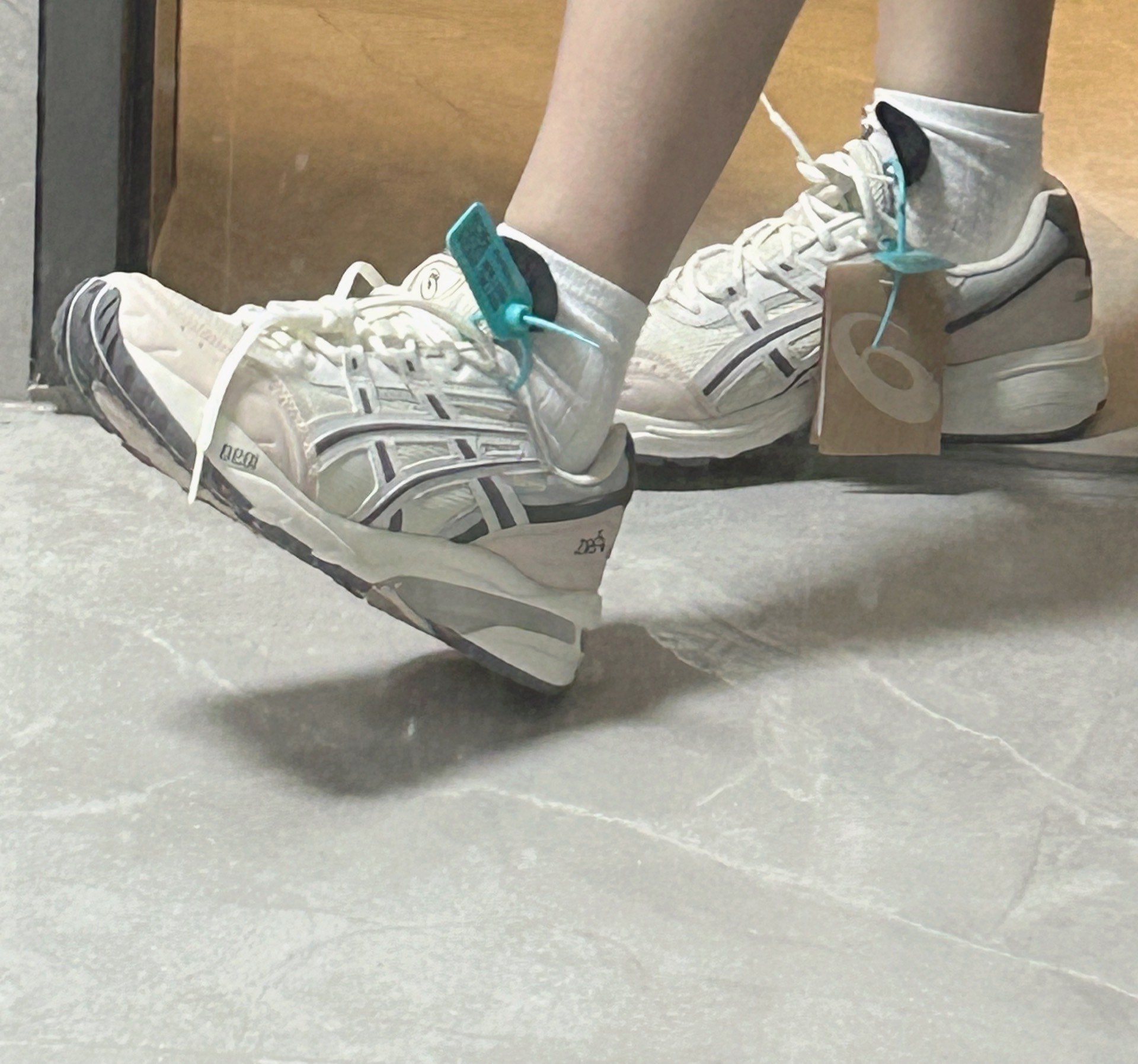 custom review-Asics Gel 1090 V1 Low Top Повседневная Обувь Женская Серого Цвета