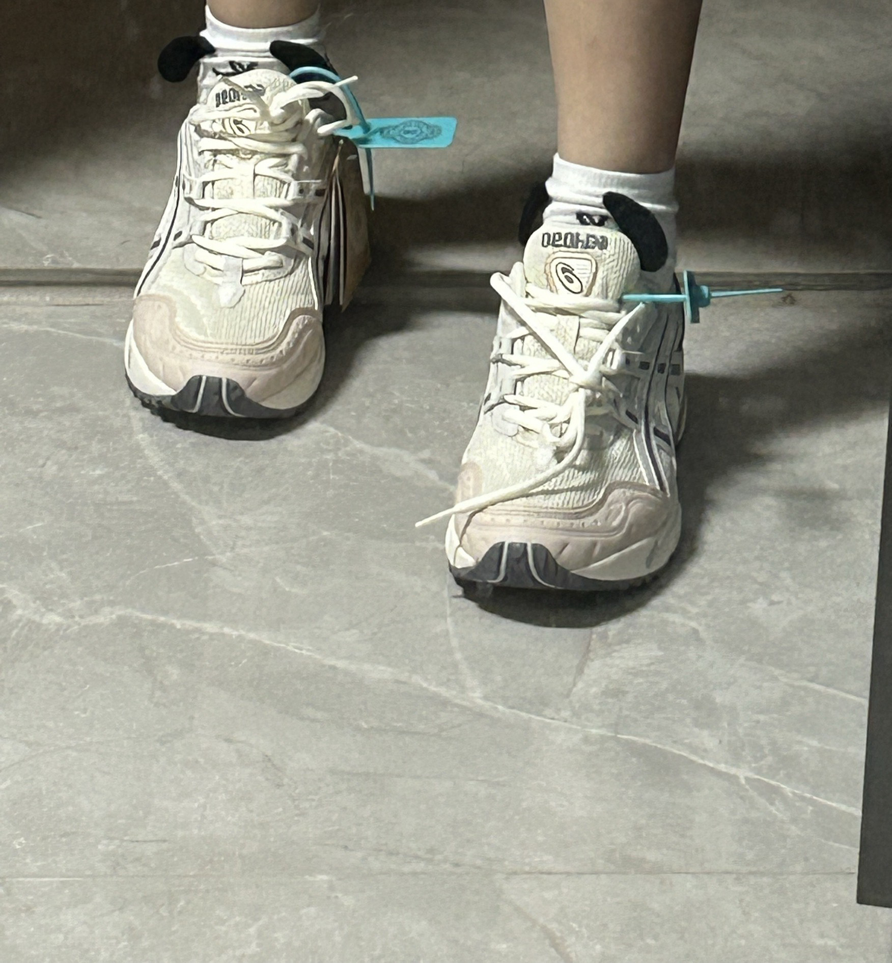 custom review-Asics Gel 1090 V1 Low Top Повседневная Обувь Женская Серого Цвета