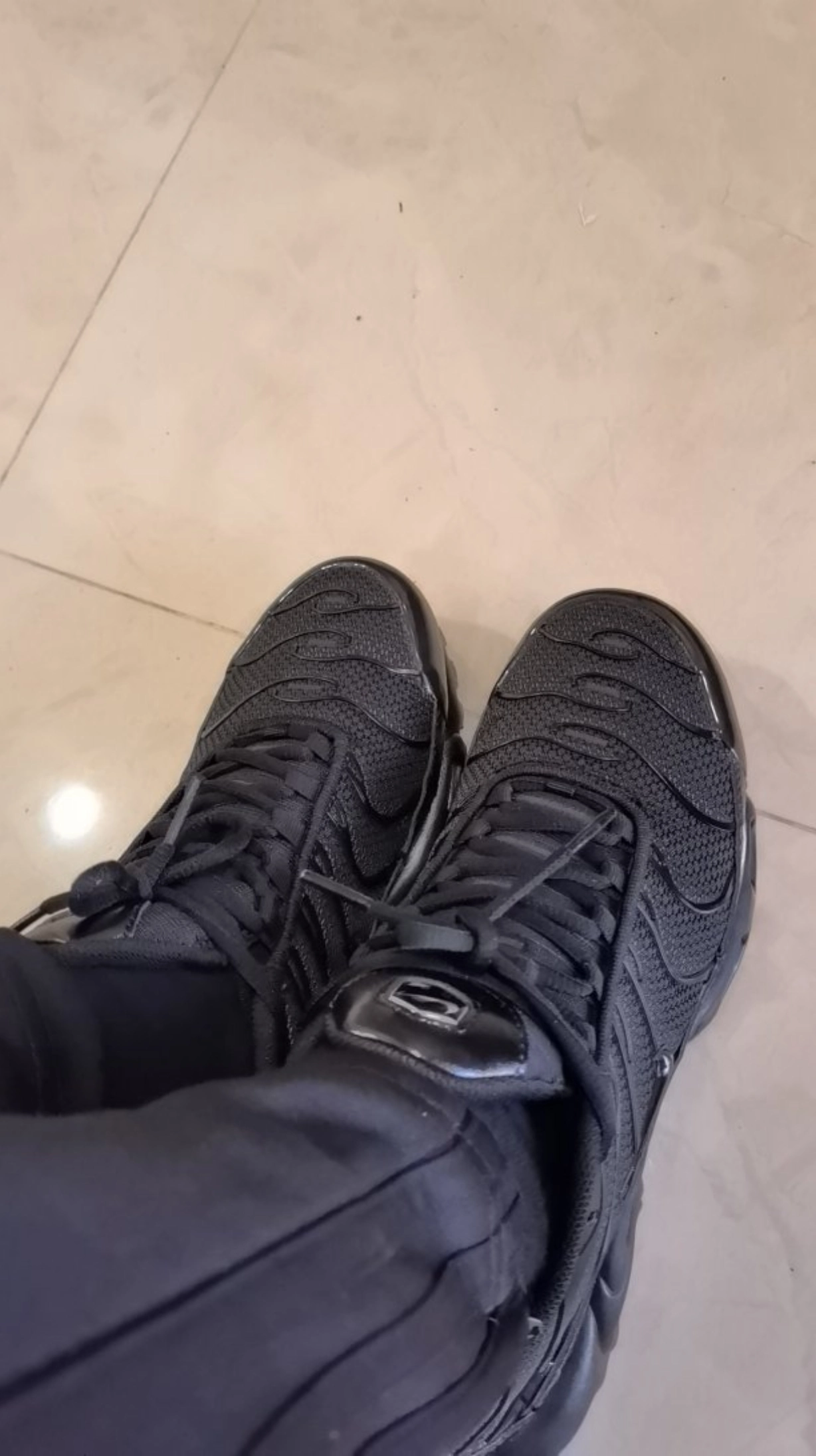 custom review-Nike Air Max Plus Triple Black
