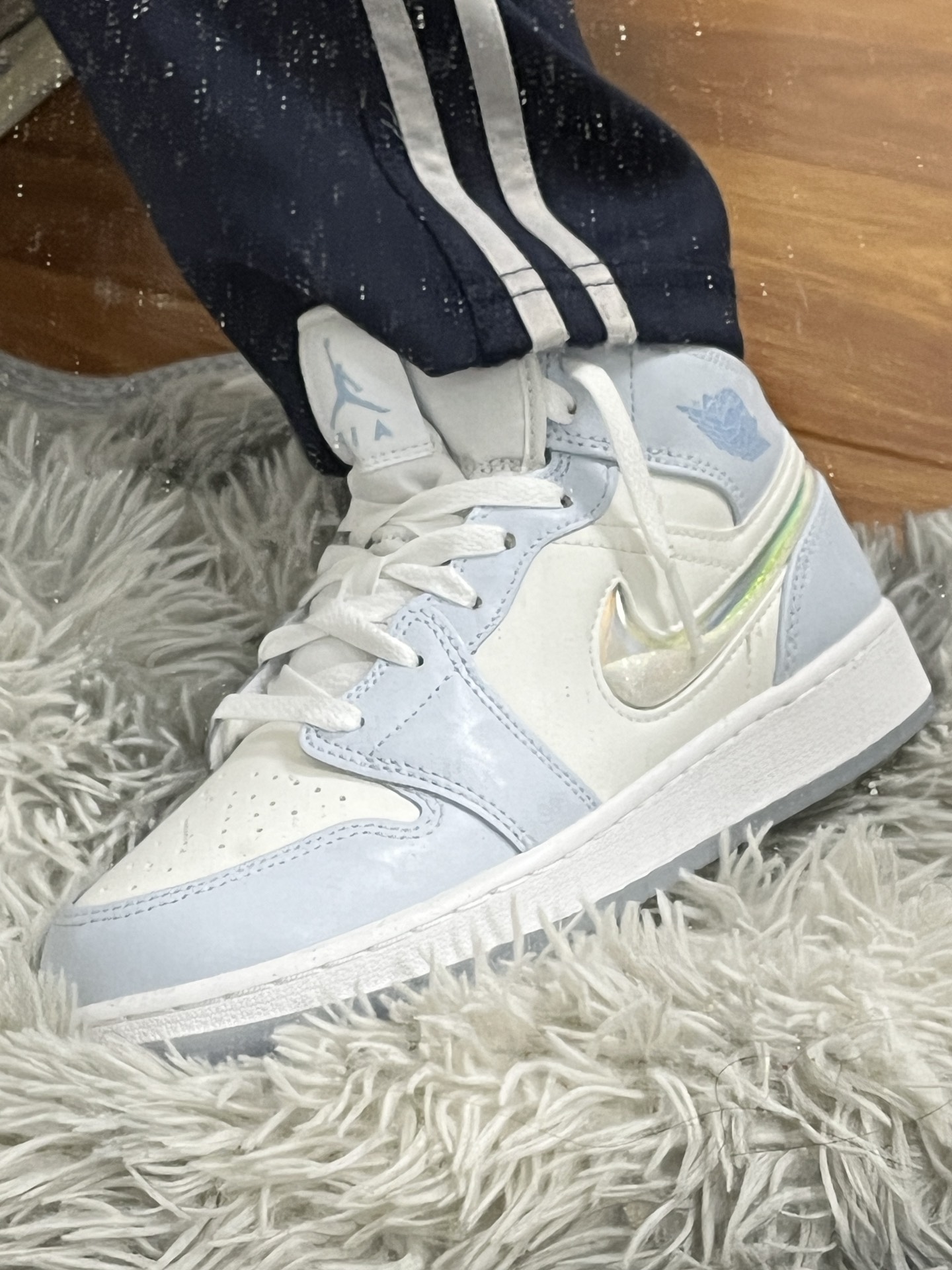 custom review-Jordan Air Jordan 1 MID SE Нижняя юбка Устойчивая к истиранию MID Топ Детские баскетбольные кроссовки Синий