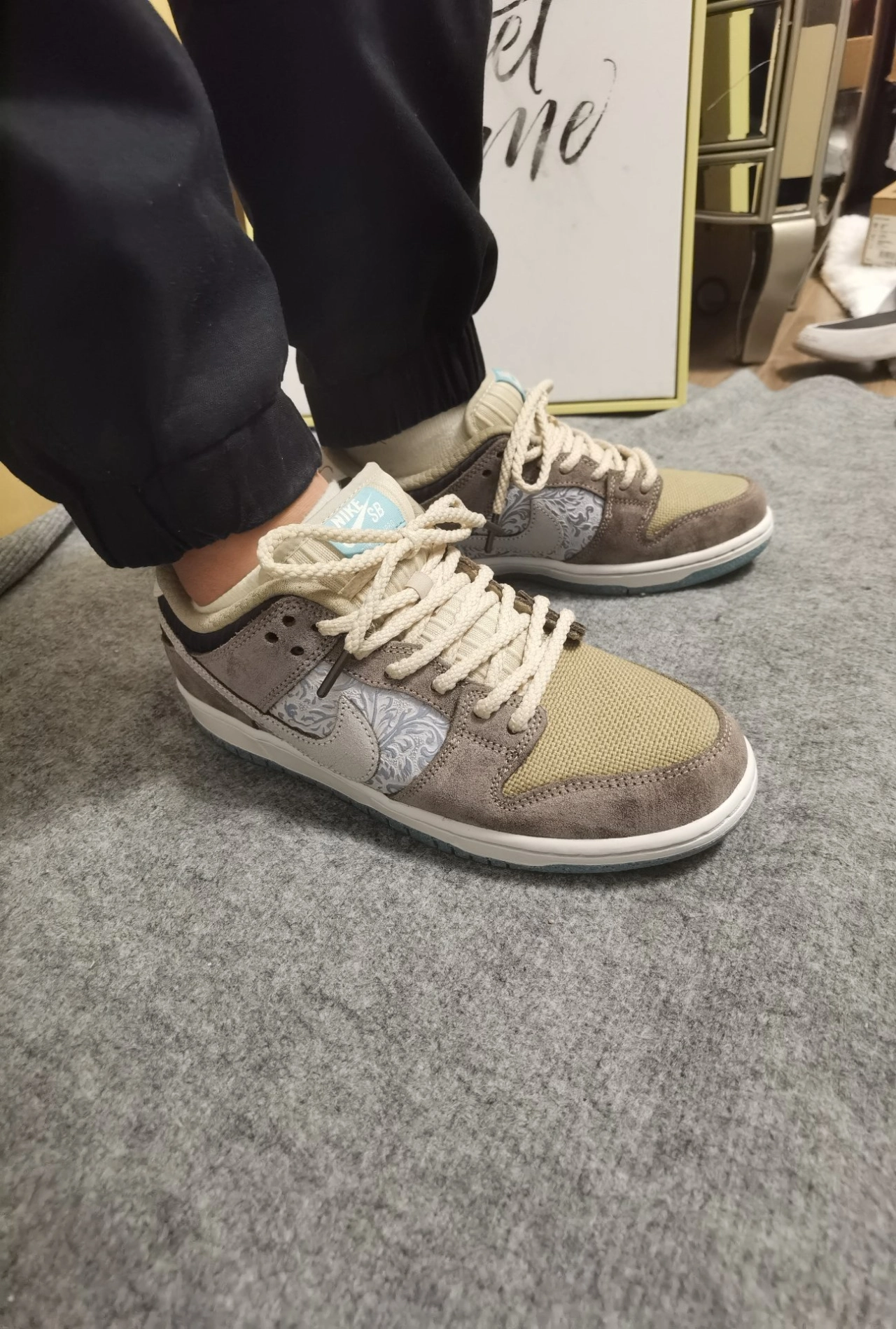 custom review-Nike SB Dunk Low "Big Money Savings"