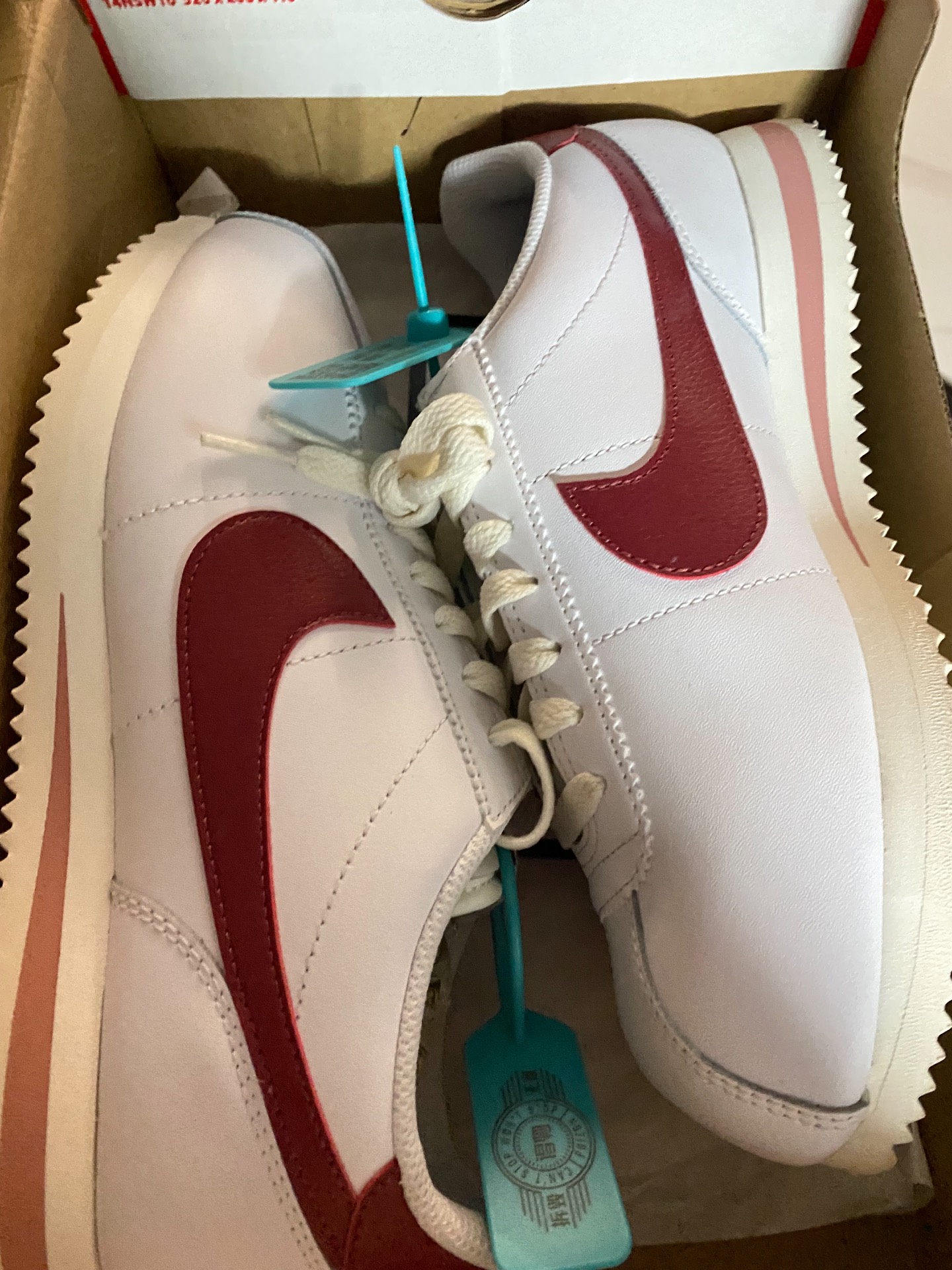 custom review-Nike Cortez Low Топ Повседневный Городской Коммутирование Беговые кроссовки Женские Белые Красные