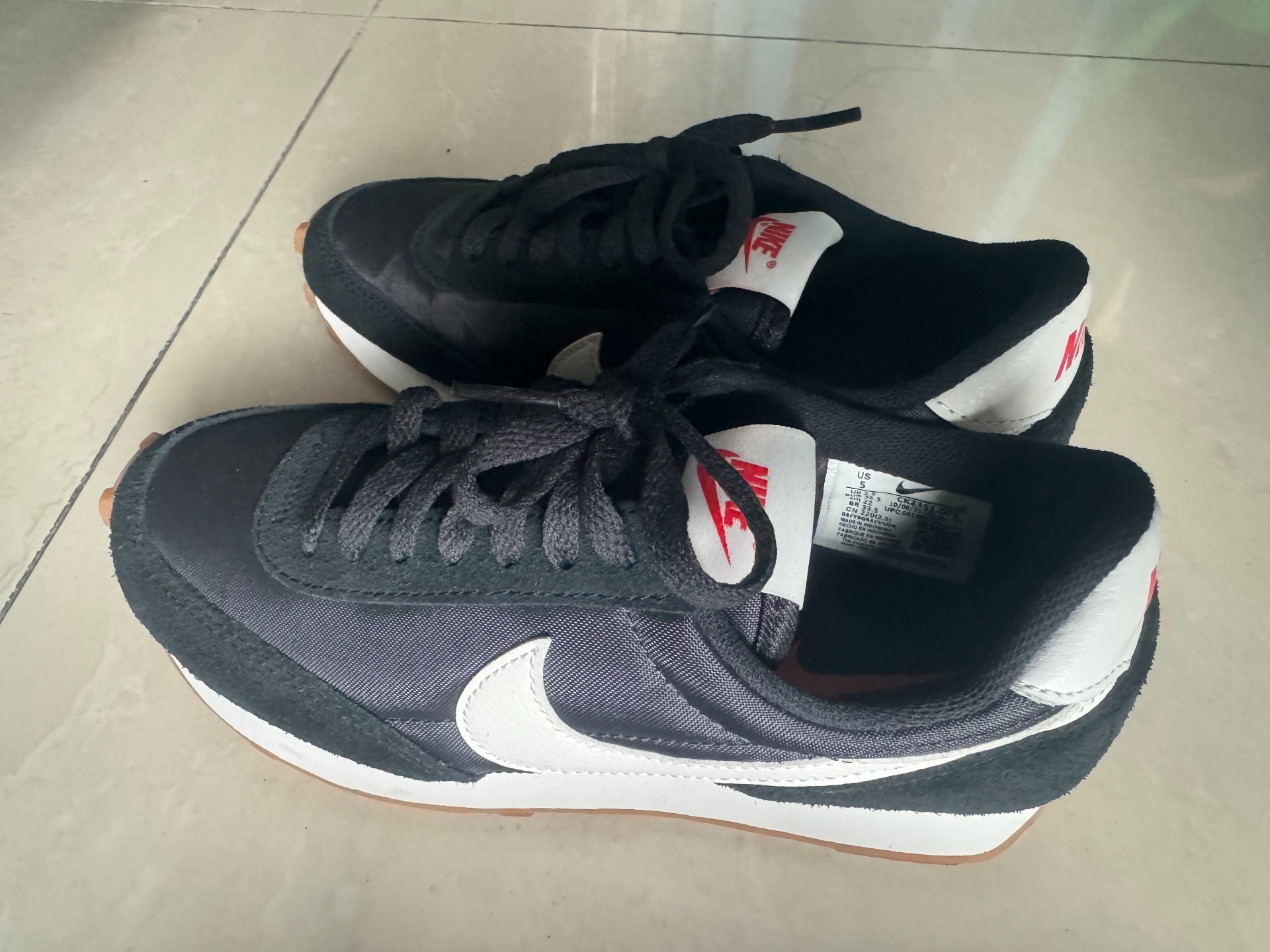 custom review-Nike Daybreak Slip-on Resistant And Breathable Low-Top Casual City Commute Running Shoes Women's Black