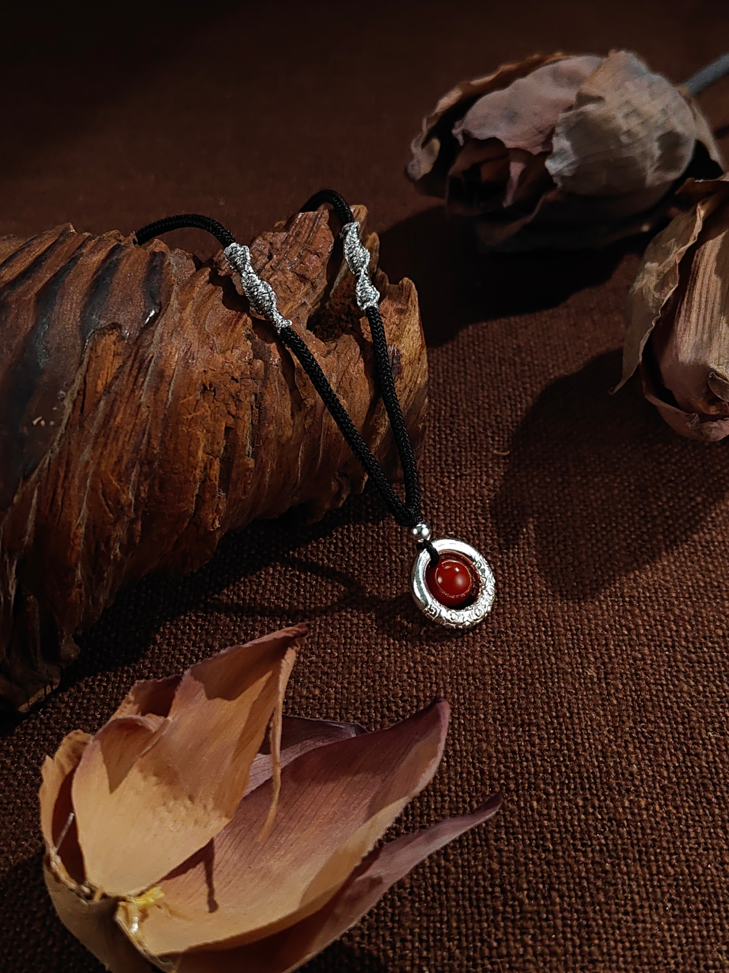 又复古又百搭的红豆项链