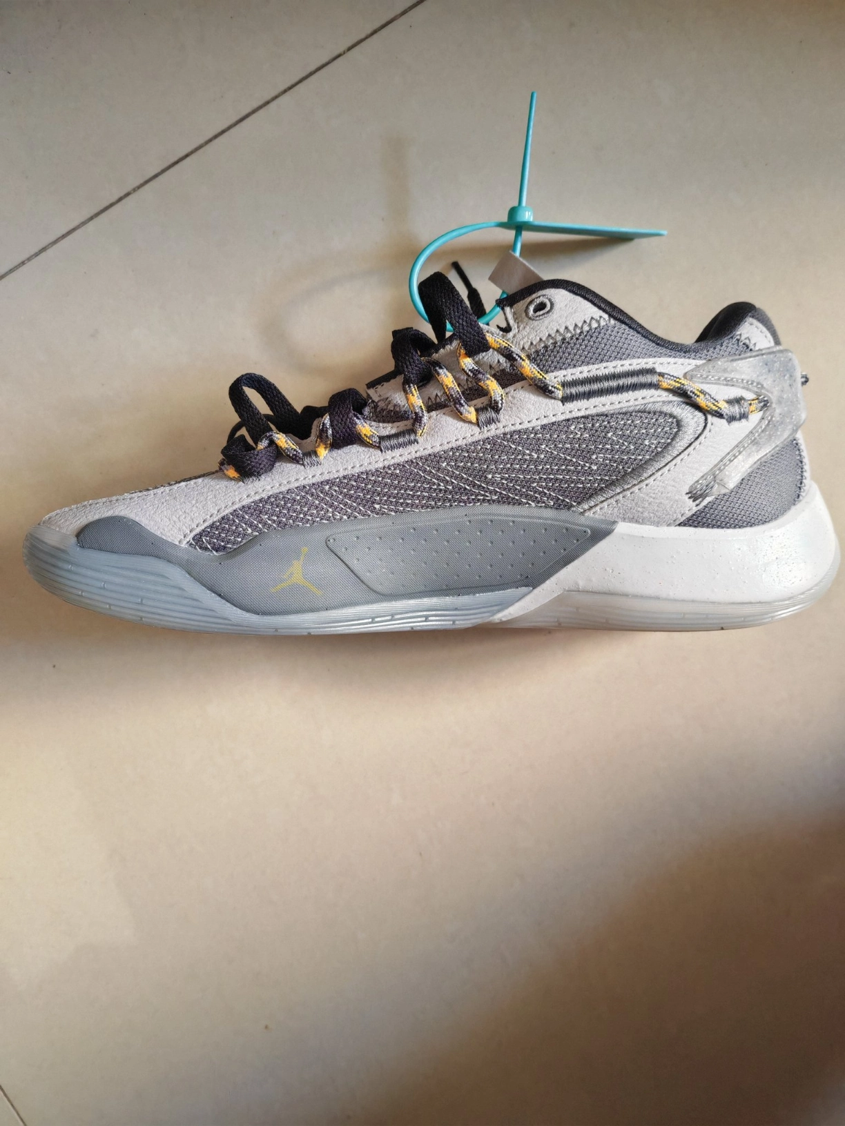 custom review-Jordan Luka 2 MID Топ Баскетбольные Кроссовки Мужские Серые