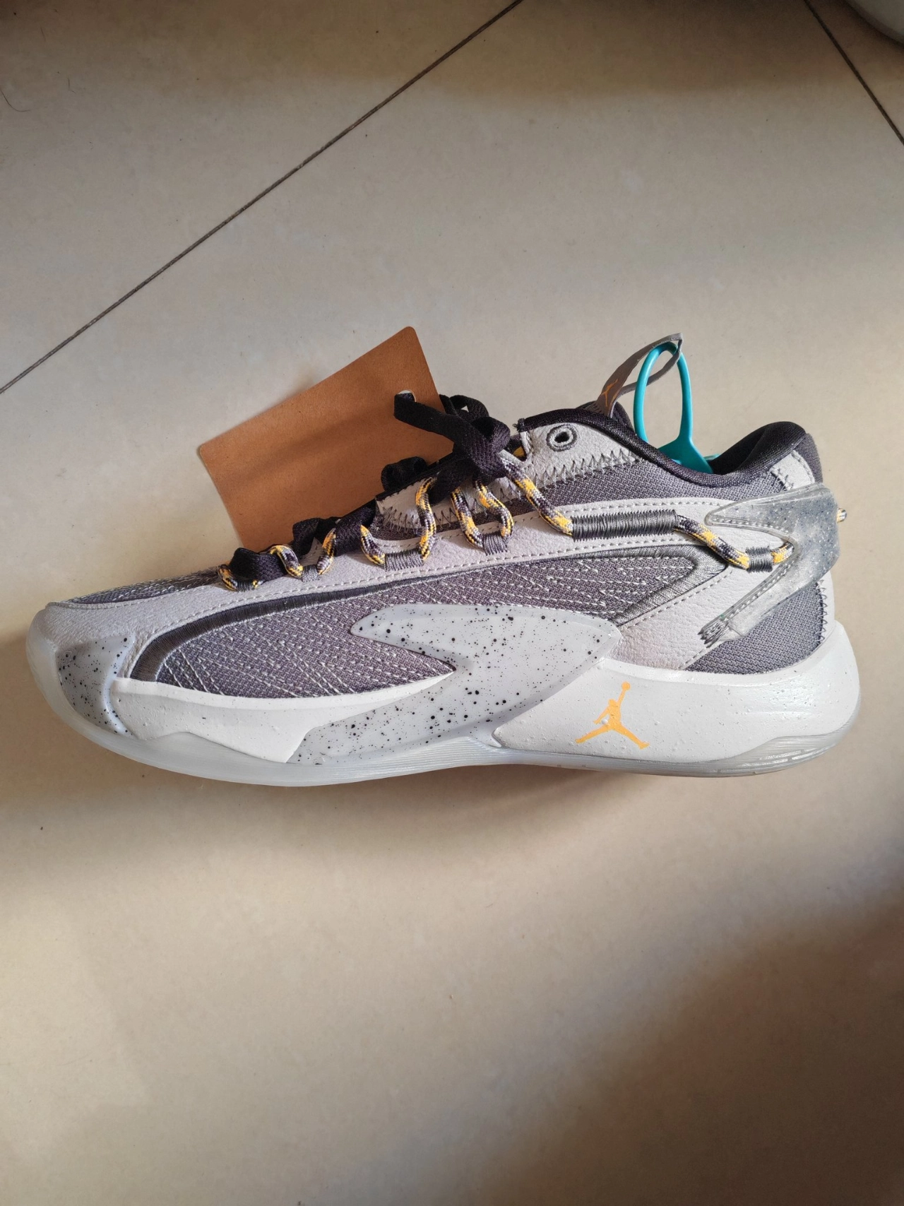 custom review-Jordan Luka 2 MID Топ Баскетбольные Кроссовки Мужские Серые