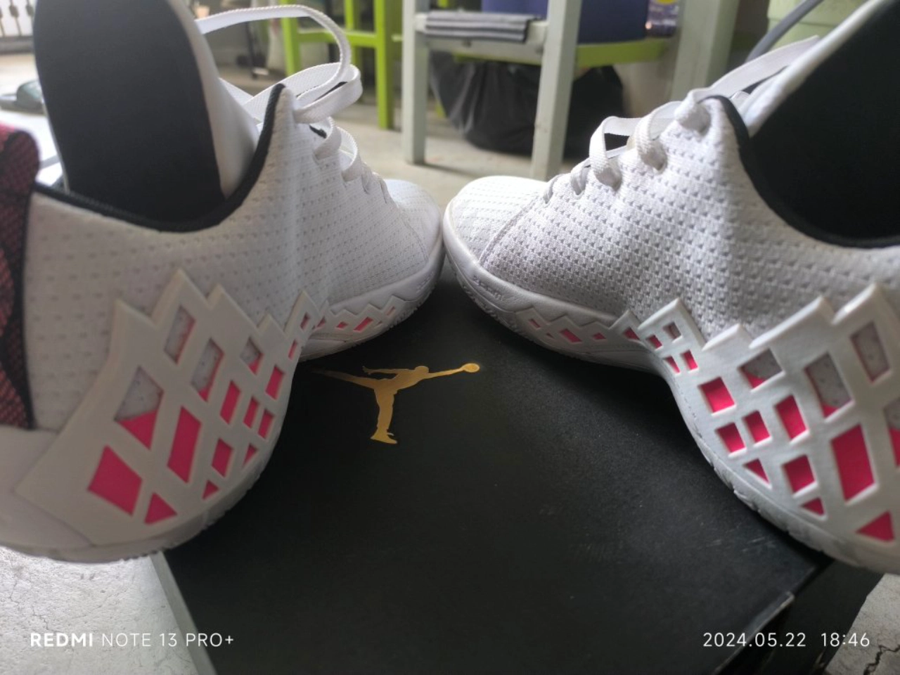 custom review-Jordan Jumpman Diamond Low Pf White Mismatch