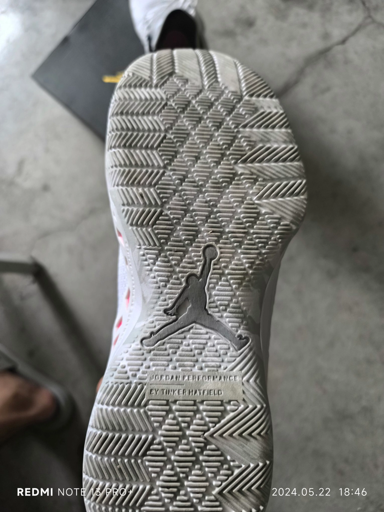 custom review-Jordan Jumpman Diamond Low Pf White Mismatch
