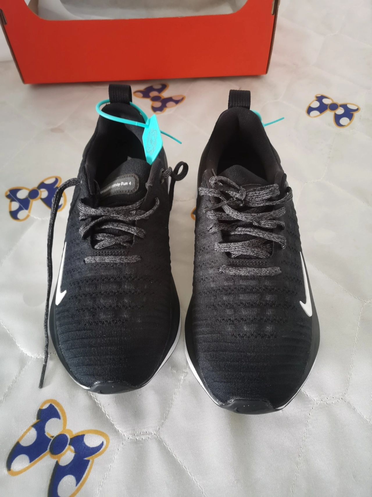 custom review-Nike InfinityRN 4 Амортизация Водонепроницаемый Низкий Топ Повседневные Беговые кроссовки Мужские Черный Белый