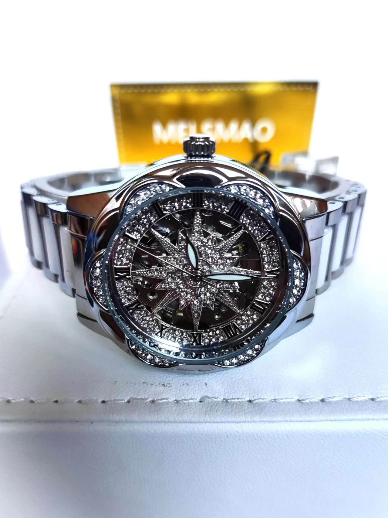 亮闪闪的机械女表⌚