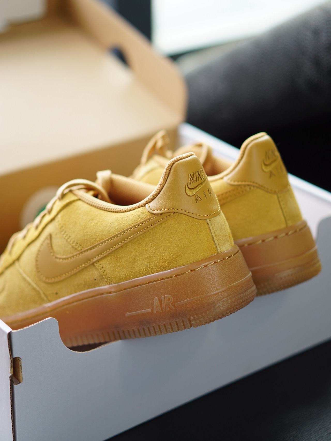 💥nike af1 low gs低帮板鞋棕色,强辨识度!