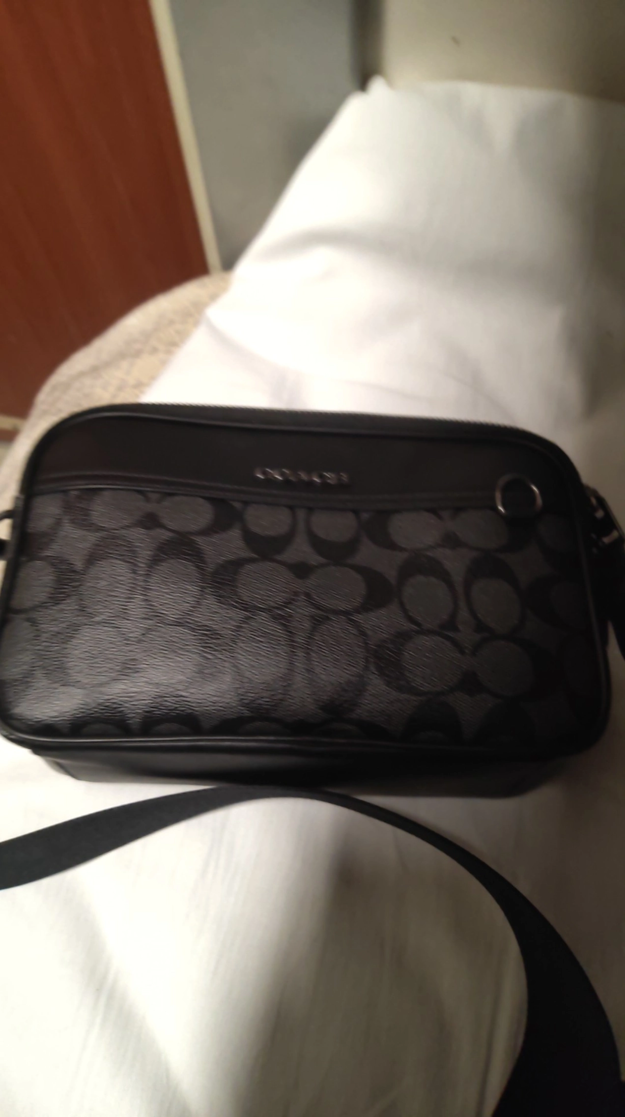 custom review-COACH Graham Покрытый холст с телячьей кожей Camera Сумка Маленькая квадратная сумка Сумка через плечо Средний Мужская