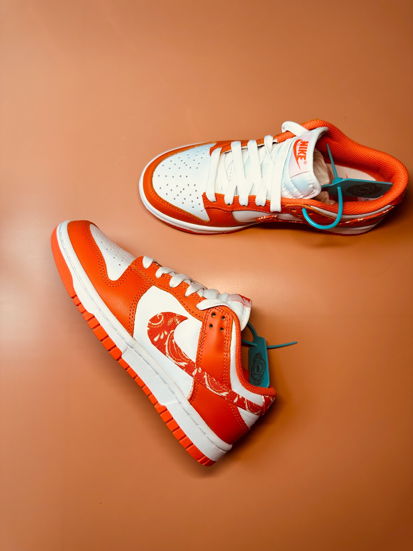 custom review-Nike Dunk ESS 'Апельсин Пейсли' Низкие Кроссовки для скейтбординга Женские Белые Апельсиновые