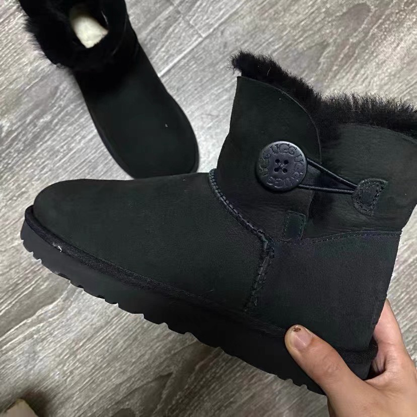 custom review-UGG Bailey Сноубутсы Женские