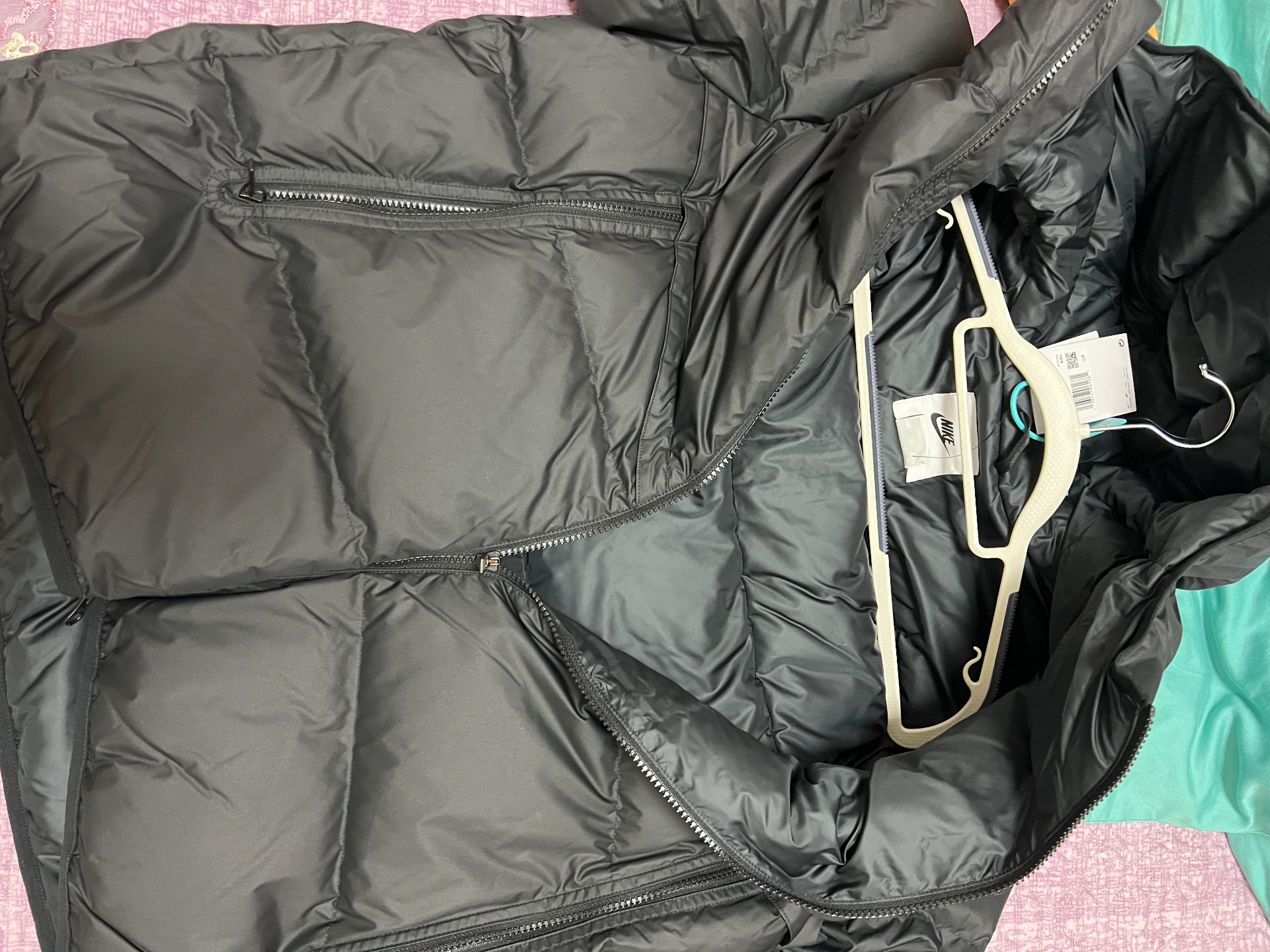 custom review-Nike Men's Logo Print Zip-Up Pocket Hooded Down Jacket Black